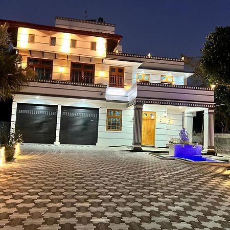 Alps Villa Jaffna Esterno foto