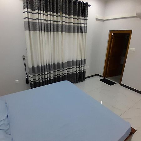 Alps Villa Jaffna Esterno foto